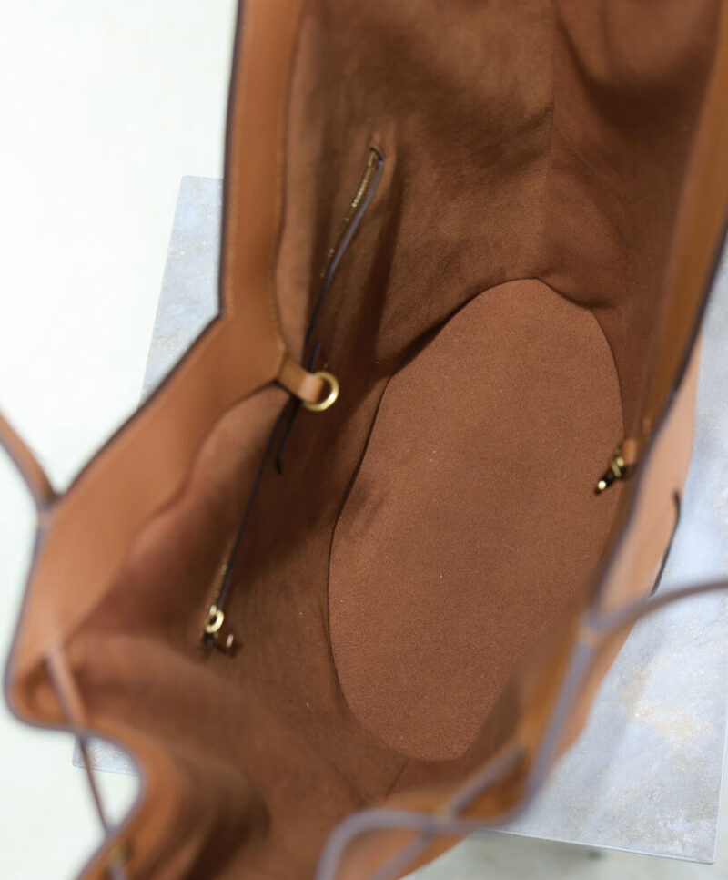Saint Laurent Y Large Hobo In Leather 833160